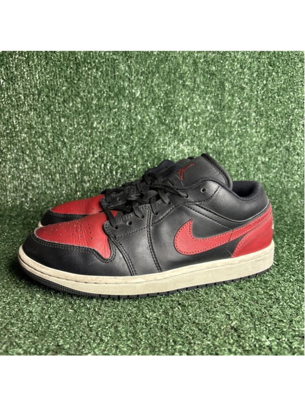 Nike‎ Air Jordan 1 Low Bred Black Red White 553558-067 Mens Size 8